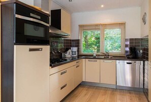 Untagged - Bungalow with 2 bedrooms (Oostkapelle)