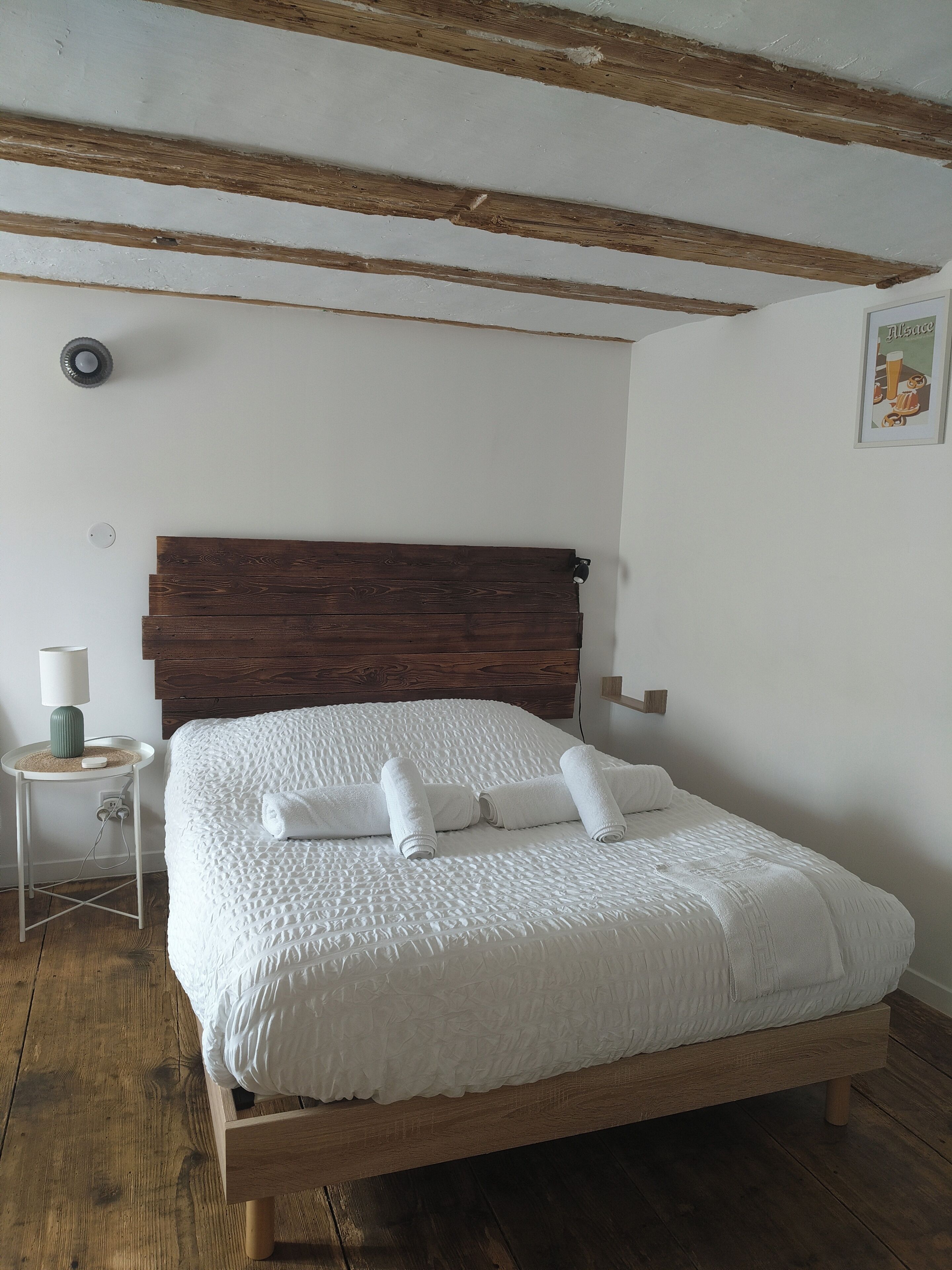 Iron/ironing board, WiFi (free), bed sheets