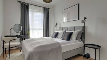 Superior Apartment, Balcony | Premium bedding, iron/ironing board, cribs (surcharge), WiFi (free)