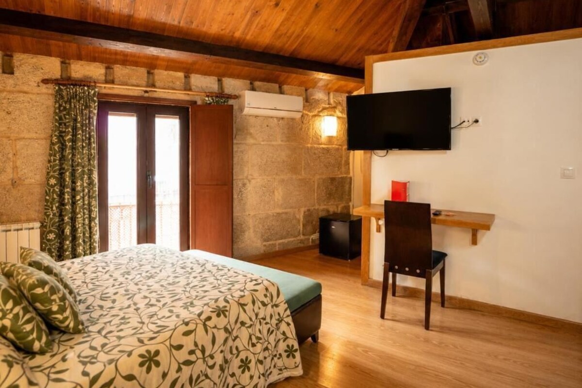 Economy Double Room | In-room safe, free WiFi