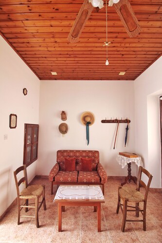 134 PAP - Stay Nik s Nest House