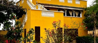 HUB DIWAN'ART — A unique getaway, right on the water