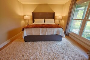 Unclassified image, 4 of 30, button - Spacious 4-bedroom House in Oxford on 4.3 Acres (Oxford)