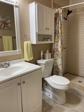Unclassified image, 4 of 24, button - Pedal Inn 9-Economy Unit in a Convenient Location (Bentonville)