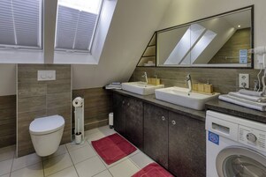 Casa, 3 habitaciones | Baño