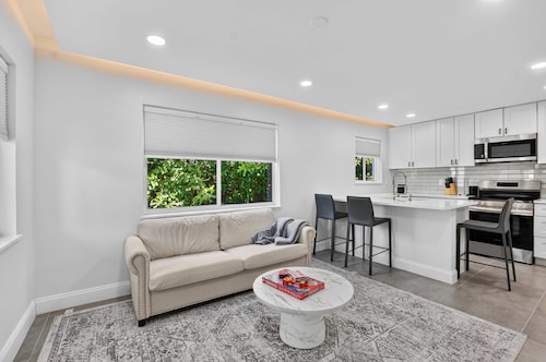 Coveside Hideaway 1 - Coastal Retreat