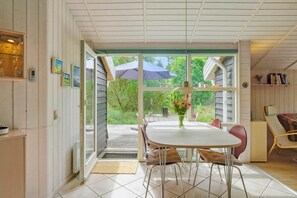 Dining - JB532 Fjerritslev - Blåbærstien 95 (Thorup Strand)