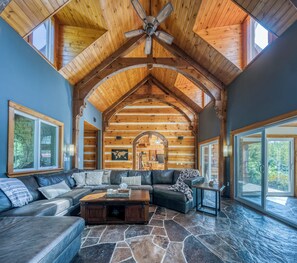 Living area - Large Grand Bend Log Home: Relax, Golf, Swim, Hike (South Huron)