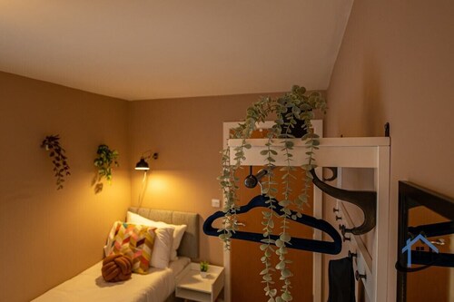 Minchin House 3 bed parking sleeps 8