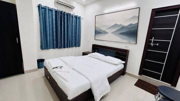 Double Room | WiFi (free)
