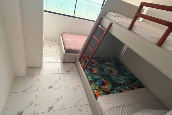 Family Suite, Air conditioning, Partial Sea View | In-room safe, WiFi (free)