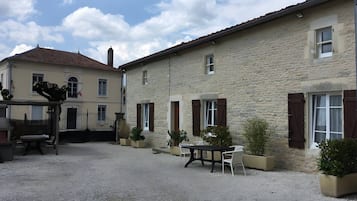 Extérieur