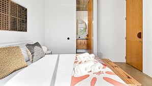 Room - GuestReady - House of Many Faces - Room 2 (Porto)