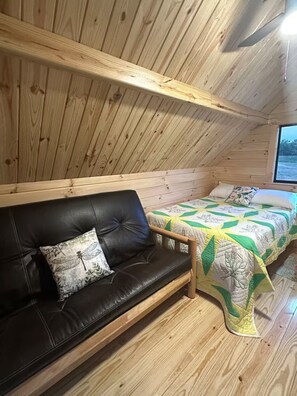 Room - Lakehouse Resort Dragonfly Daze A-Pod 5 Rend Lake (Benton)