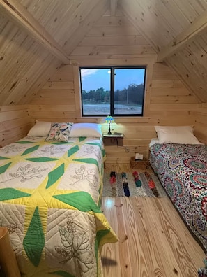 Room - Lakehouse Resort Dragonfly Daze A-Pod 5 Rend Lake (Benton)