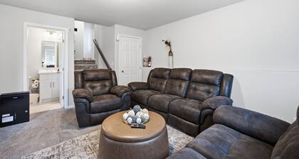 Modern Horace Retreat for Fargo Adventures