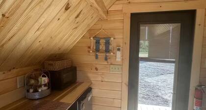 Lakehouse Resort Hootin’ Hollow A-Pod 4 Rend Lake