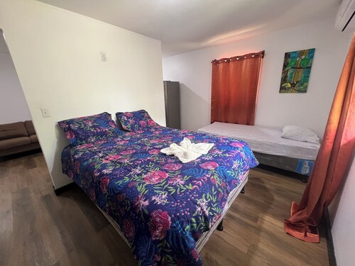 Raul Villas  Hotel & Hostal 