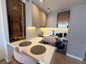 Ảnh chưa phân loại, 3 trong số 21 ảnh, nút