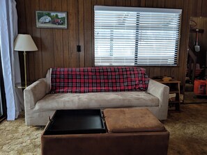Living area - Ski Lease in Tahoe Donner 2026 - 2027 Season - Embrace the Tahoe Lifestyle (Truckee)