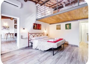 Unclassified image, 2 of 31, button - Vrbo Property (Roma)