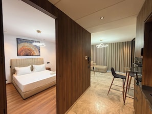 Ảnh chưa phân loại, 5 trong số 17 ảnh, nút