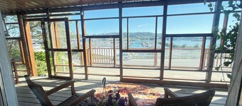 Beautiful 1-bedroom apartment in downtown Kodiak perfect for relaxing getaway