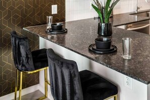Dining - Terra - Luxe 1BR Condo w/ Sunset Views, Pool, Gym (Orlando)