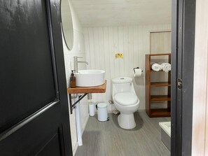Unclassified image, 4 of 21, button - Oceana Suites Puerto Varas Loft (Puerto Varas)
