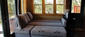 Stunning Desert Sanctuary - Tiny House with Mesa Verde Views & Starry Nights
