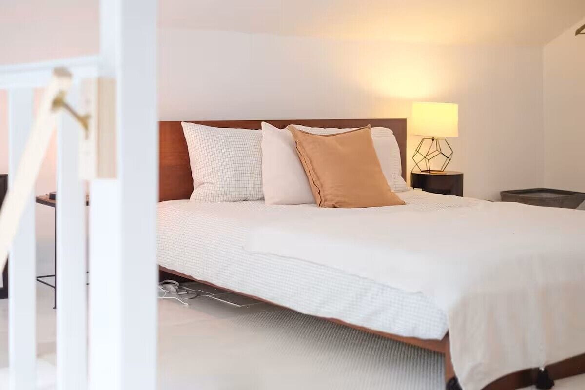 Internet, bed sheets