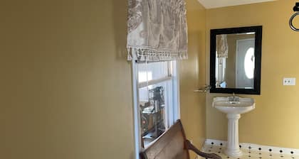 Country Comfort: 3 Bedrooms, 1½ Baths and Prairie Views