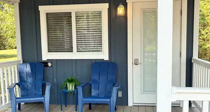 Blue Cottage - Cozy Benton Stay Near Rend Lake