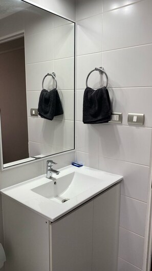 Apartment | Bathroom - Amplio Departo familiar vista al mar 3D (Antofagasta)