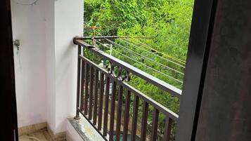 Apartment, 2 Bedrooms, Balcony | Balcony