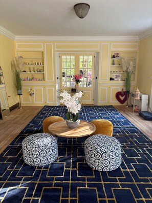 Banquet hall - Beautiful 4-bedroom country house in Springfield, Vermont (Springfield)
