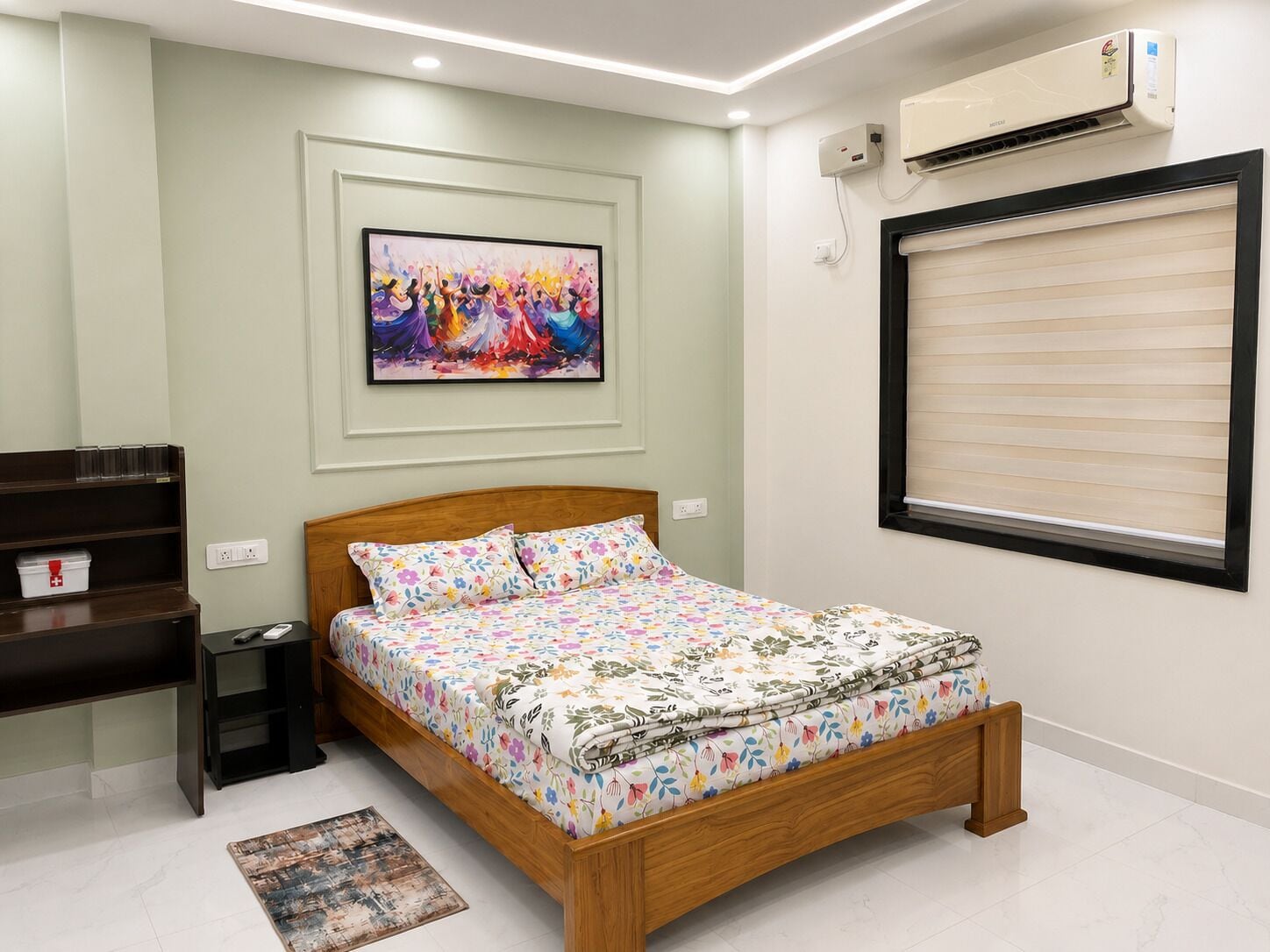 Desk, iron/ironing board, free WiFi, bed sheets