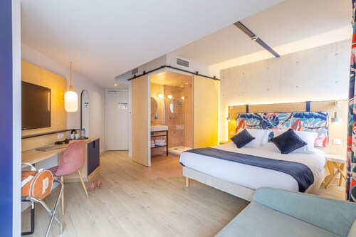 Chambre spacieuse pour 3 avec spa inclus