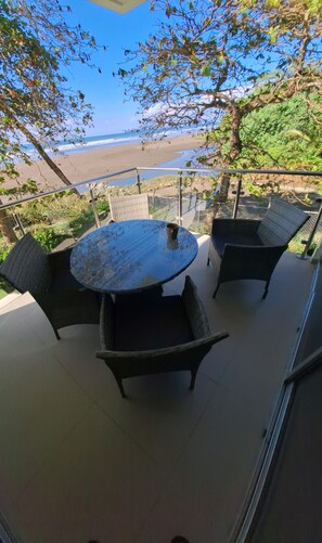 Unclassified image, 2 of 6, button - Amazing ocean view  2-bedroom beachfront condo with AC in charming Bejuco. (Bejuco)