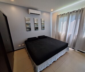 Unclassified image, 3 of 6, button - Amazing ocean view  2-bedroom beachfront condo with AC in charming Bejuco. (Bejuco)