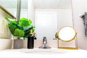 Bathroom - The Rommie 1BR Highrise w/Fast Wi-Fi, Gym (Denver)