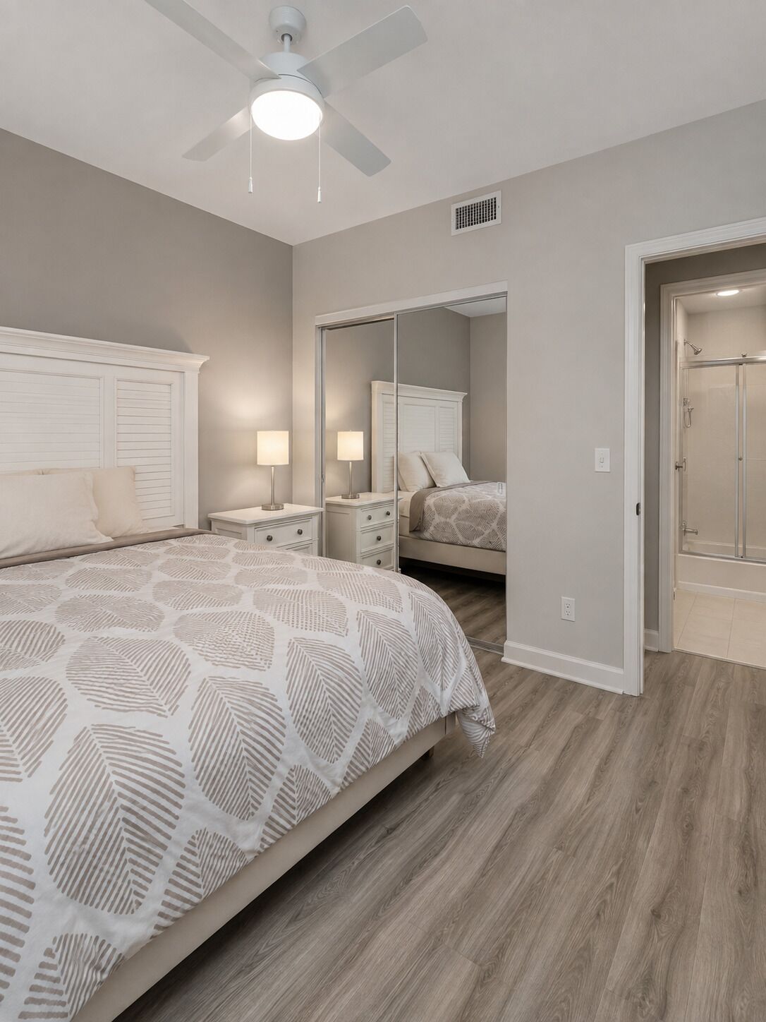 2 bedrooms, iron/ironing board, WiFi (free), bed sheets