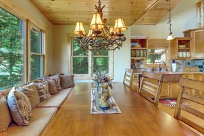 Dining - Mtn Views & Game Room! Blue Ridge Mtns Gem (Morganton)