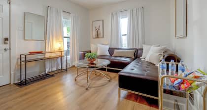 Cozy 3-Bedroom Home close to ISU & IWU, Sleeps 6