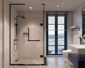 Familien-Suite, Gartenblick | Badezimmer