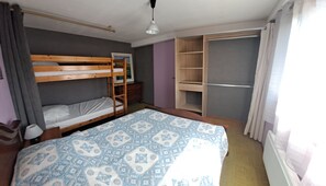 Room - Vrbo Property (Marthod)