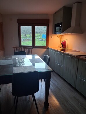 Dining - Vrbo Property (As Paradellas)