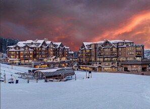 Exterior - 1-Bedroom Ski in Ski Out Hotel Peak 8 Breckenridge 2/13/27 - 2/20/27 (Breckenridge)