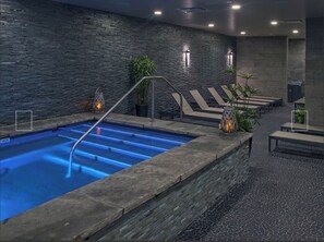 Pool - 1-Bedroom Ski in Ski Out Hotel Peak 8 Breckenridge 2/13/27 - 2/20/27 (Breckenridge)