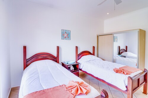 Bright 3BR Sunrise Resort 2nd-Floor | Balcony
